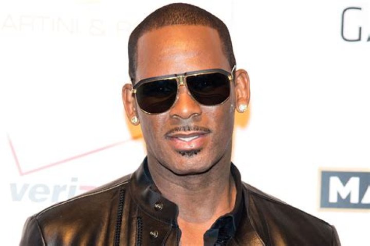 R. Kelly Allowed To Leave Prison Three Days After Turning Himself In To The Police