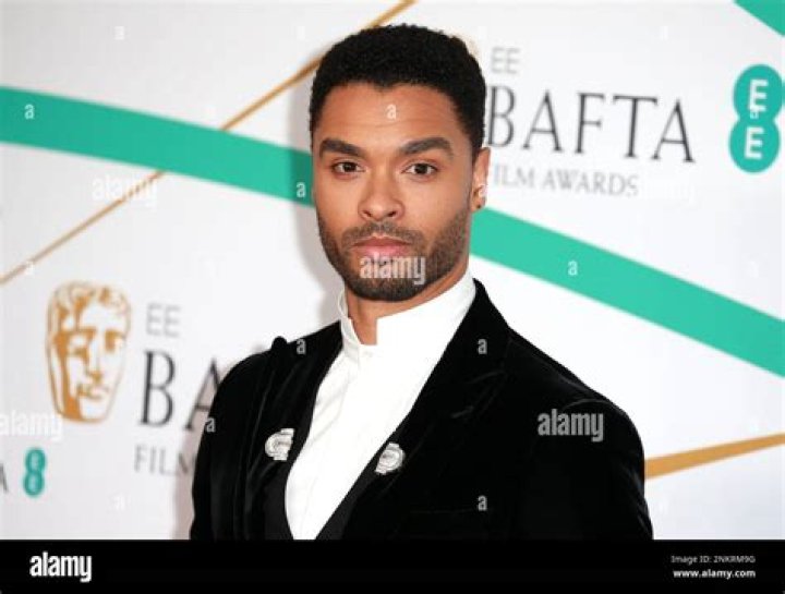 Regé-Jean Page Reacts To The Speculations That He’s The Next James Bond!