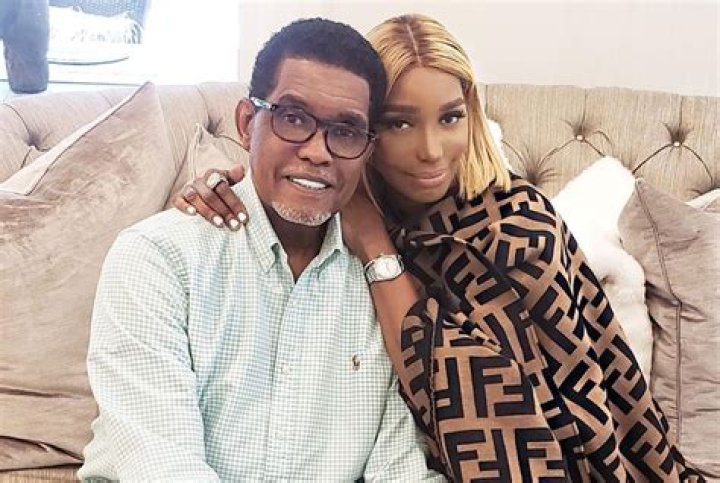 RHOA NeNe Leakes Called Out As ‘Cold’ Amid News She’s Talking Divorce From Cancer-Stricken Gregg Leakes