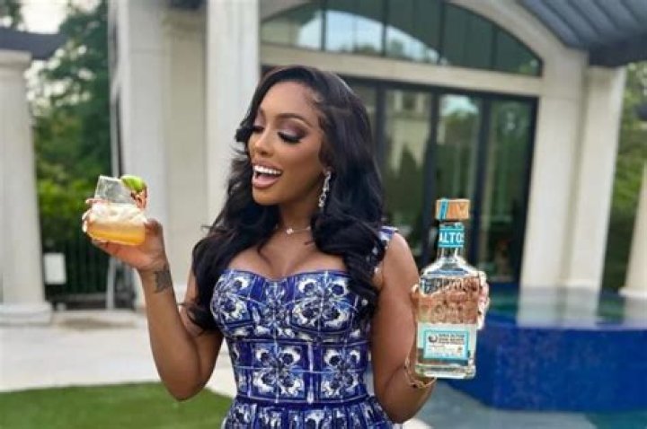 RHOA: Yovanna Momplaisir Brings Up Dennis Mckinley Alleged Bestiality Fetish — Porsha Williams Goes After Her!