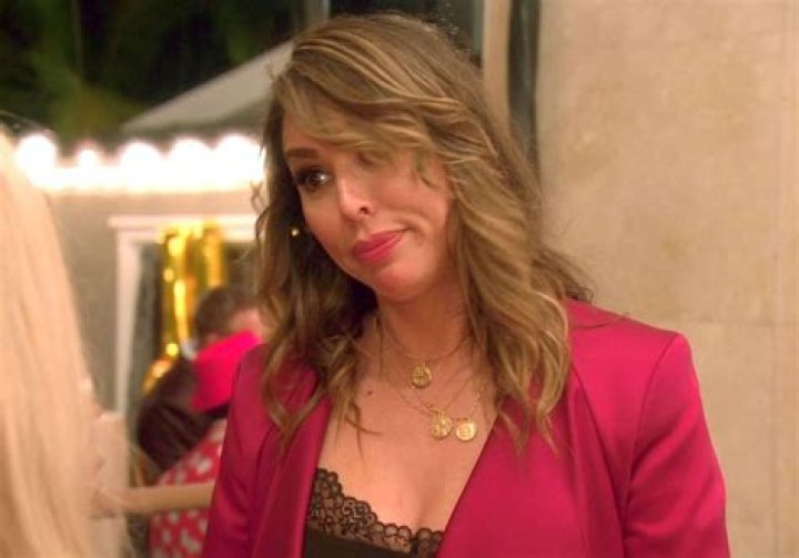 RHOC Kelly Dodd’s Recent Bar Fight Was Reportedly With Her Dr BF’s Side Piece!