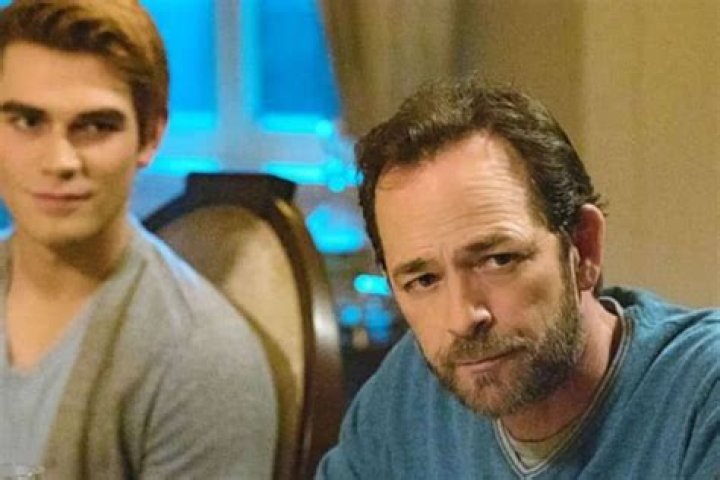 Riverdale Will Honor Luke Perry In With Special Season 4 Premiere Episode ‘In Memoriam’