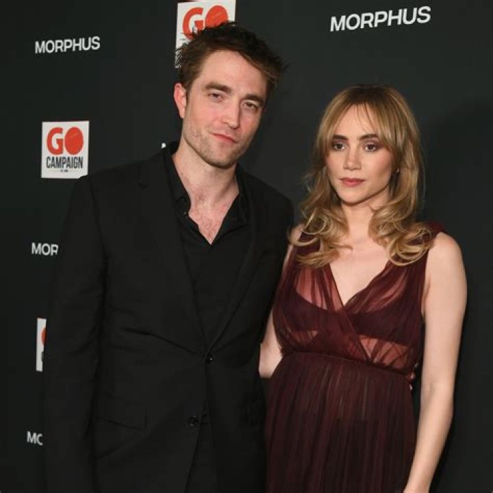 Robert Pattinson And Suki Waterhouse Go Casual For Date Night After Dior Backlash