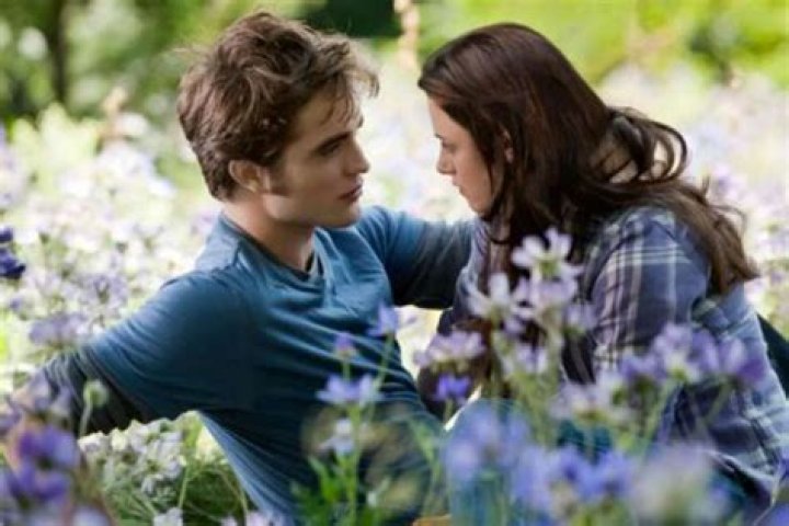 Robert Pattinson Thinks That The Twilight Movies Were ‘Ahead Of Their Time’