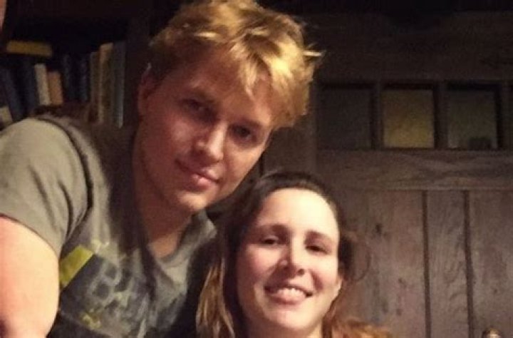 Ronan Farrow Offers Damning Testimony About Dylan Farrow’s Relationship With Woody Allen