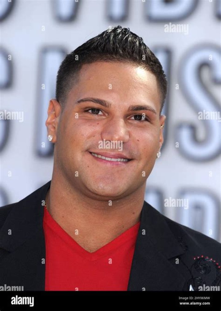 Ronnie Ortiz-Magro Seemingly Shades ‘Idiot’ Jen Harley In New Post