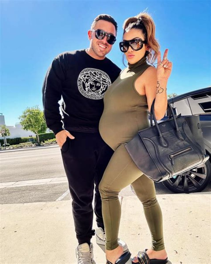 Ronnie Ortiz-Magro’s Baby Mama Jen Harley Shares Cryptic Instagram Message About Forgiveness And Acceptance