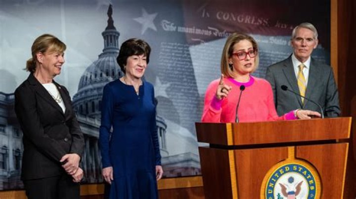 Rose McGowan Isn’t A Fan Of Joe Biden Or The Democratic Party – They’re All ‘Frauds’