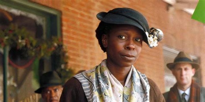 Rosie O’Donnell Says She Has No Intention Of Returning To ‘The View’ As Long As Whoopi Goldberg In Still On The Panel!