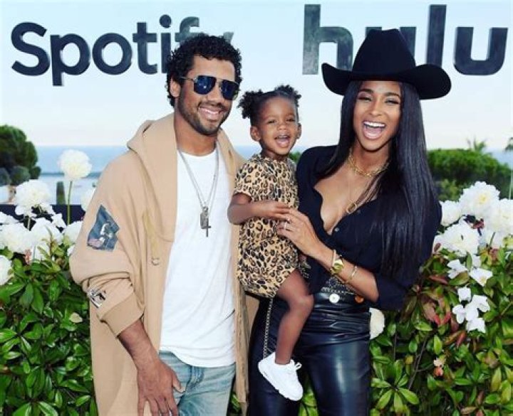Russell Wilson Debuts New Hairstyle In Sweet Pictures With Ciara — Fans Have A Lot To Say About The Summer Braids
