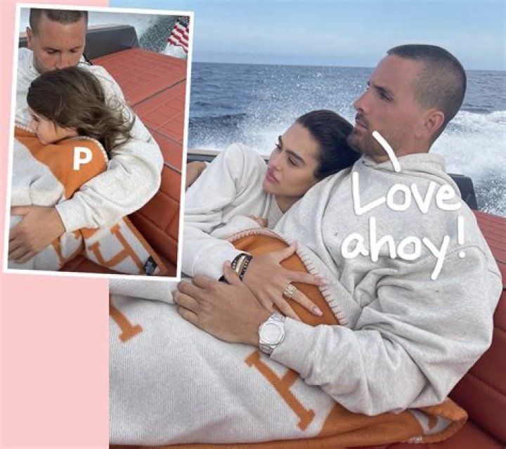 Scott Disick And Amelia Hamlin Make It Instagram Official On Valentine’s Day!