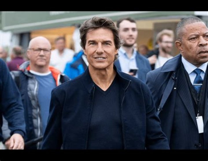 Shinning Tom Cruise arrived at the celebration of the anniversary of Elizabeth II – And he was instantly surrounded by a crowed of fans