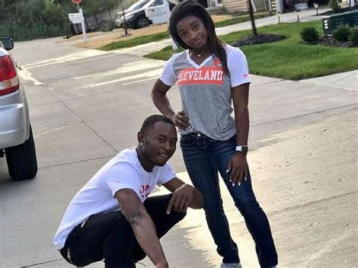 Simone Biles’ Brother Tevin Arrested On Triple Murder Charges – Gymnast Tweets Message To Fans