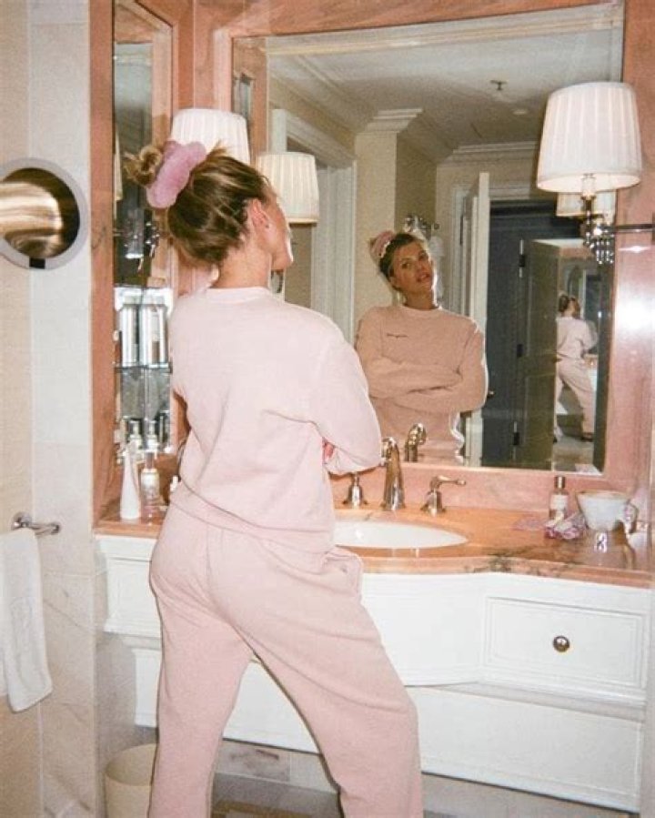 Sofia Richie Wears Emi Jay