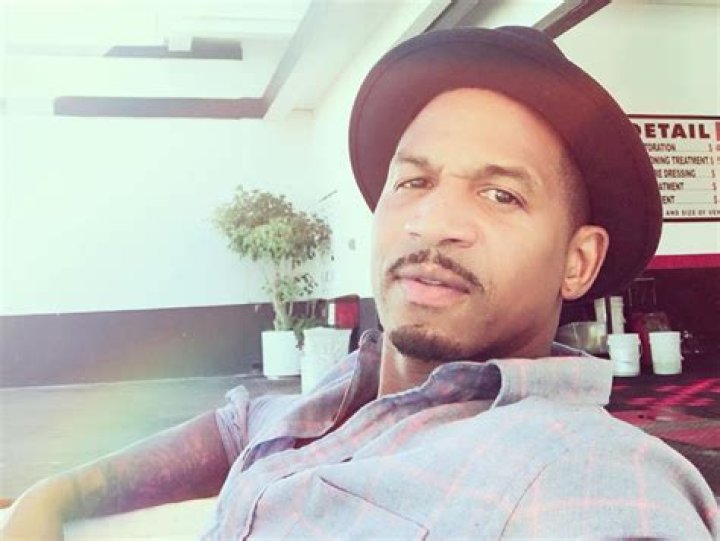 Stevie J Posts Sweet Video Of Bonnie Bella And Fans Are Confused About His Situation With Joseline Hernandez Who Might Not Like This