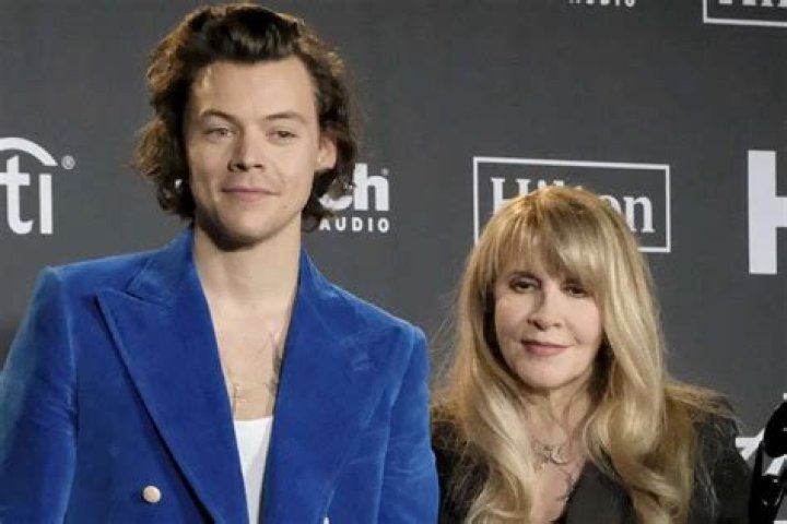 Stevie Nicks Mistakes Harry Styles For An NSYNC Member – Gets Made Fun Of On Social Media!