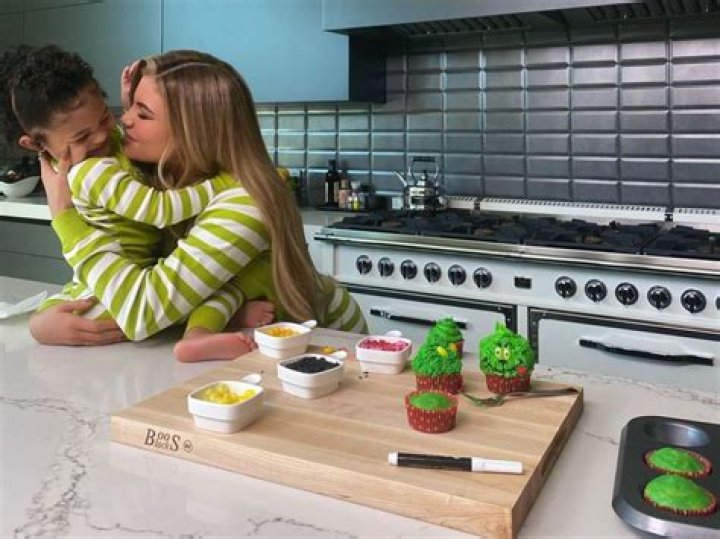 Stormi Webster Steals The Show As She And Kylie Jenner Bake Grinch Cupcakes From Scratch — Watch Video