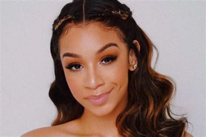 T.I.’s Daughter, Deyjah Harris, Is Twinning In New Adorable Photos With Her Mom, Ms. Niko — Fans Find They Look Like Sisters