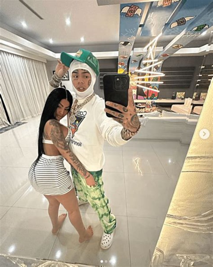 Tekashi 69 Gets His Girlfriend, Jade, A New Car For Christmas From Behind The Bars, But People Slam Her: ‘She’s A Clout Chaser’ – Watch The Video
