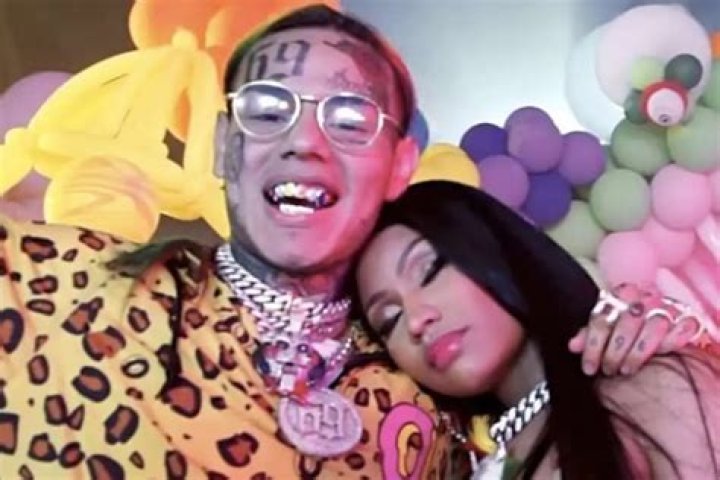 Tekashi 6ix9ine And Nicki Minaj Announce Release Of New Song ‘Trollz’