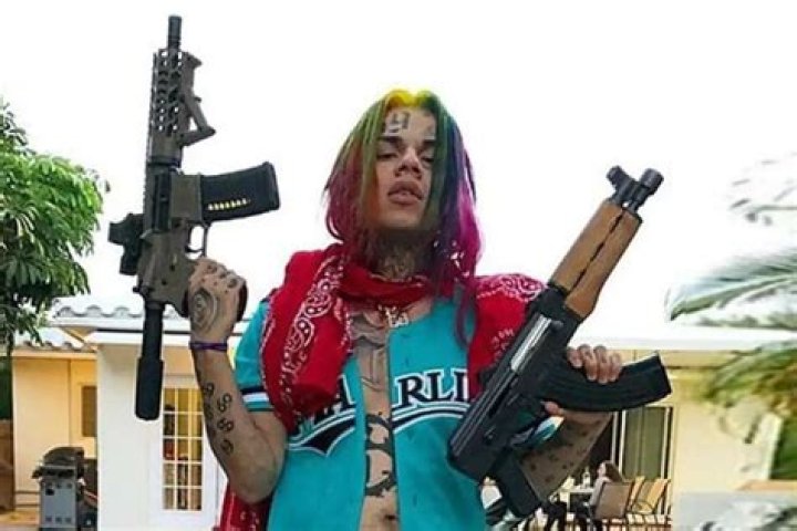 Tekashi 6ix9ine Updates Fans On New Music Video And Status Of House Arrest