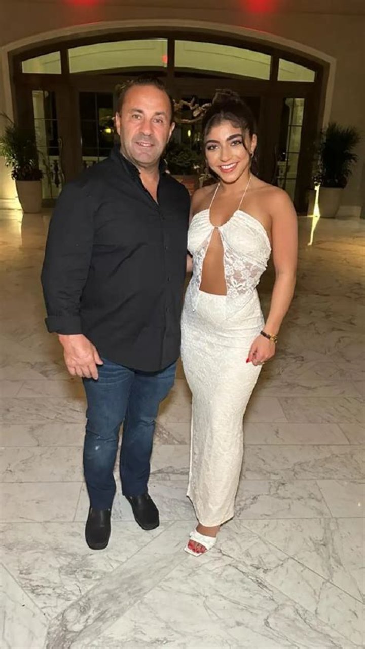 Teresa Giudice Has Dinner With Trump Official While RHONJ Fans Petition For The President To Pardon Her Husband Joe