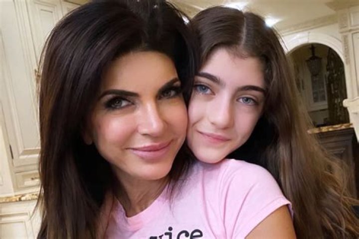 Teresa Giudice’s Youngest Daughter Graduates From Grade 5 And She Already Looks So Grown Up – See The Sweet Post!