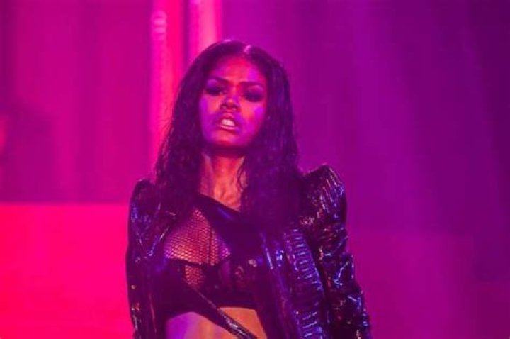 Teyana Taylor Is The Queen Of Snapback In New Photos — Fans Urge Other Women To Choose Their Own Path