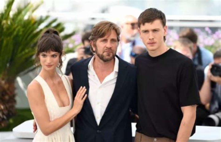 The Director Of Triangle Of Sadness Ruben Stlund Says It Was A Great honor Working With Charlbi Dean