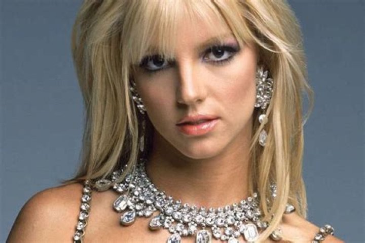 This Fan Believes Britney Spears Posts Are Old – Another Spears Conspiracy Theory Is At Play