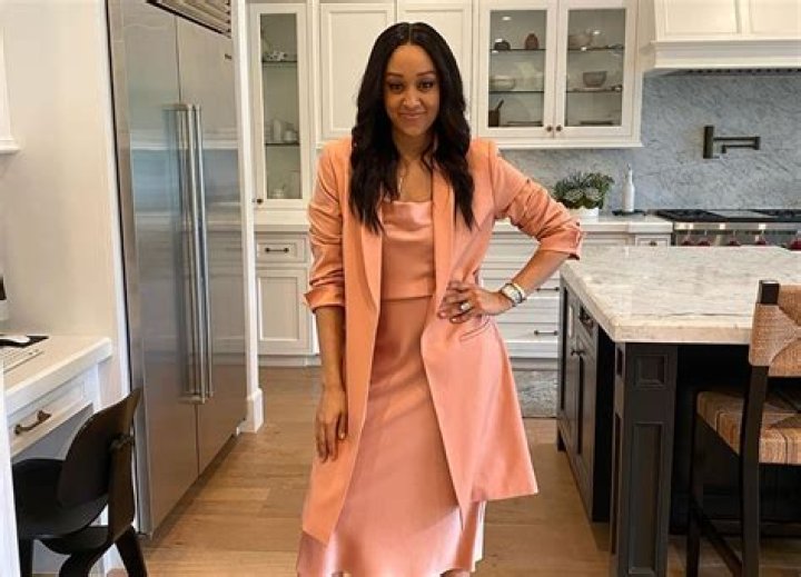 Tia Mowry-Hardrict Shows Off Her Weight Loss In New Photo And Gets Honest About Excess Skin And Stretch Marks On Her Belly