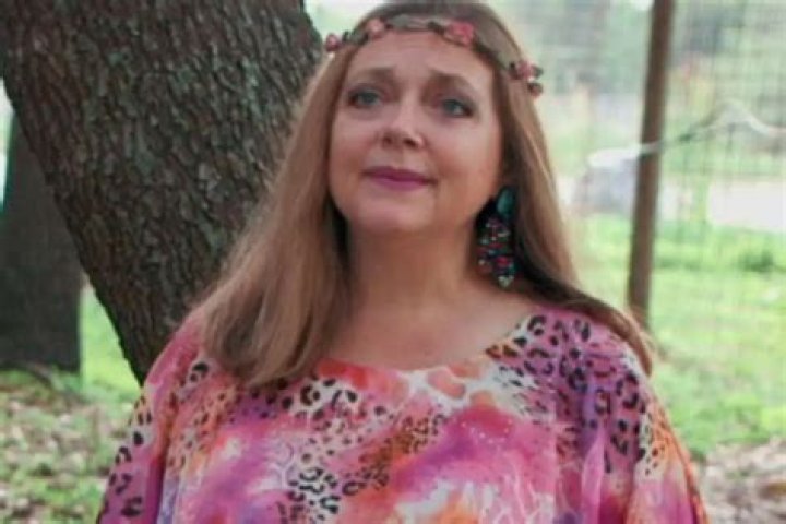 Tiger King Star Carole Baskin Addresses Fan Theory That She Put Her Husband In A Meat Grinder, As The Local Sheriff Re-Opens The Case