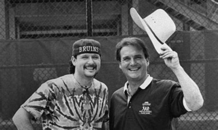 Tim McGraw Reveals Complicated Relationship With Father