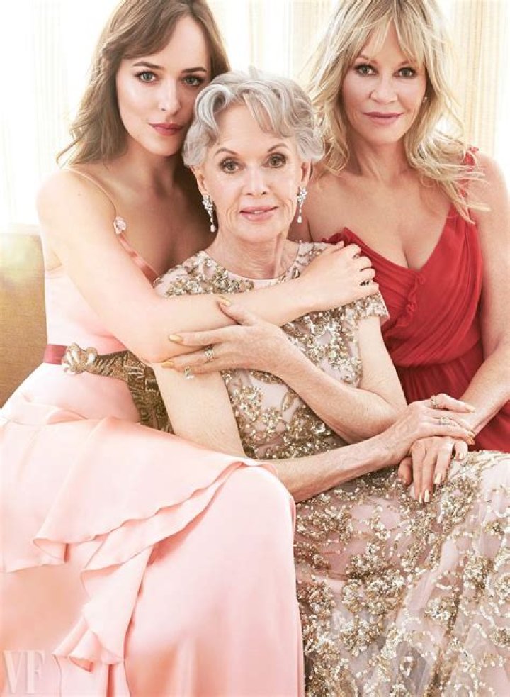 Tippi Hedren Looks Amazing At 90-Years-Old — Melanie Griffith’s Mother And Dakota Johnson’s Grandmother Stuns