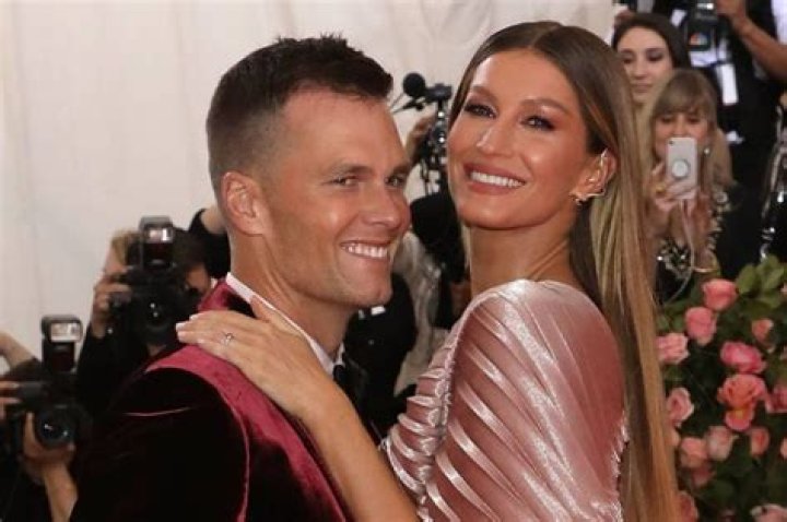 Tom Brady Writes The Sweetest Tribute To Wife Gisele Bundchen On Her 40th Birthday!