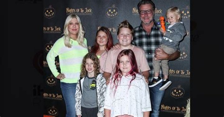 Tori Spelling Spotted With Her Very Wealthy Mother After She Is Ordered To Pay Amex $88k