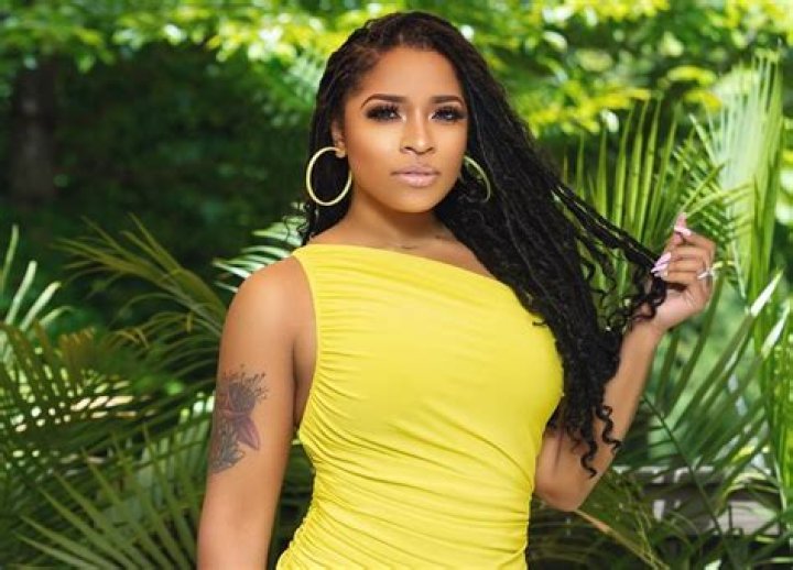 Toya Johnson Shows Off Her Natural, Make Up Free Face