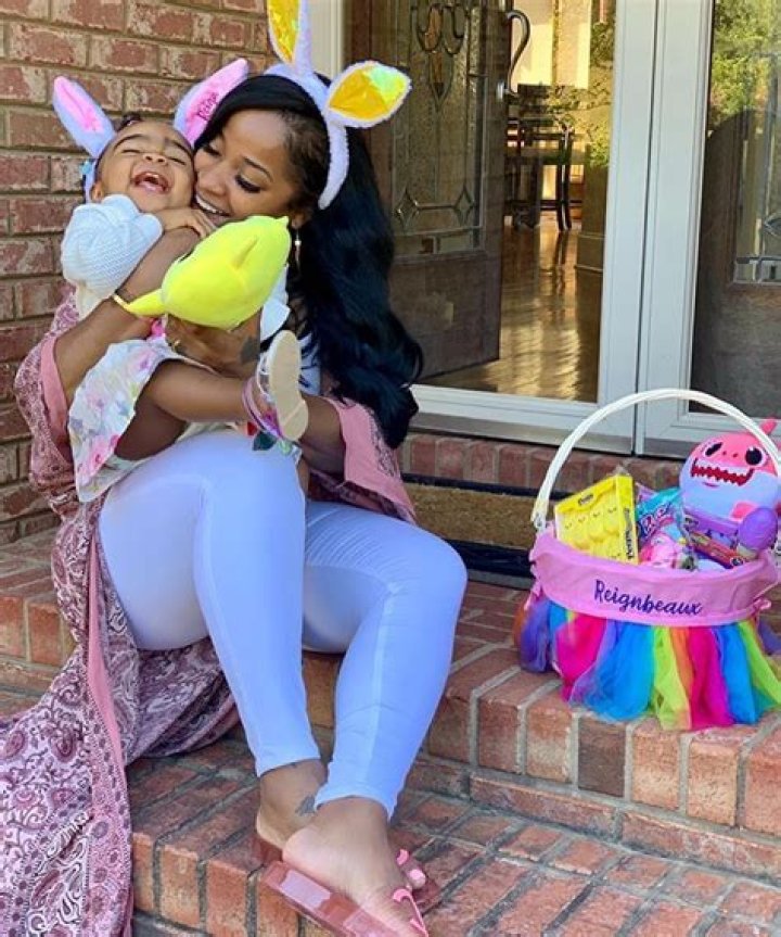 Toya Johnson’s Baby Girl Reign Rushing Is The Most Hard-Working Kid Out There! Check Out the Videos In Which She’s Cleaning Up