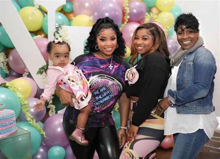 Toya Johnson’s Fans Are Going Crazy Over This Photoshoot That Her Niece, Jashae, Has With Baby Girl, Reign Rushing – See The Clips