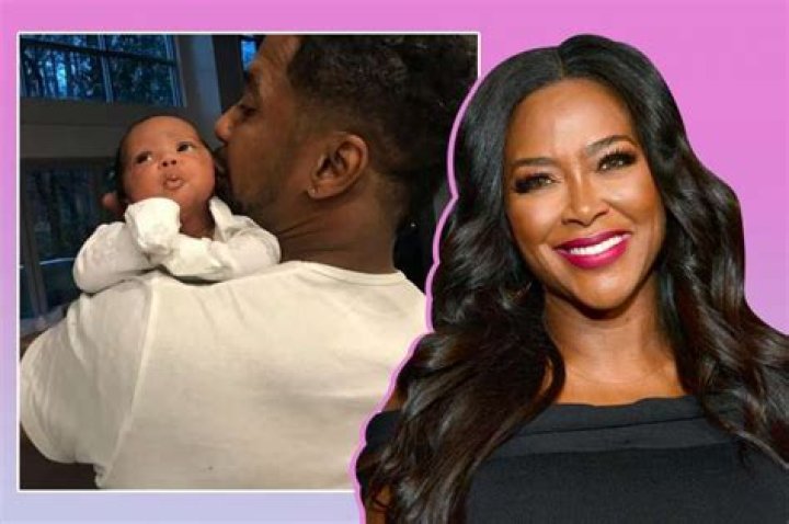 Toya Wright Sends An Important Message To Fans Ahead Of Christmas With A Family Photo – People Say That Reigny Is The Spitting Image Of Her Dad
