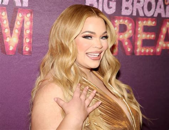 Trisha Paytas Reveals If She And Aaron Carter Are Dating After Labor Day Weekend PDA