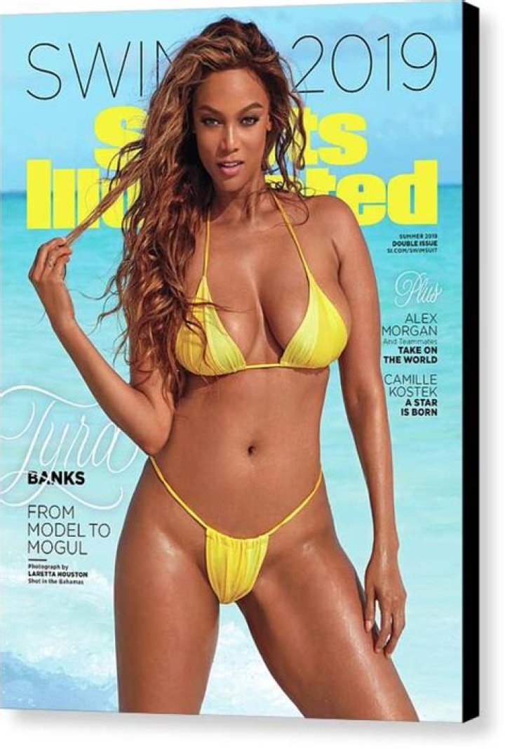 Tyra Banks Lands Sports Illustrated Swimsuit 2019 Cover With Sultry Photos For Her Modeling Comeback