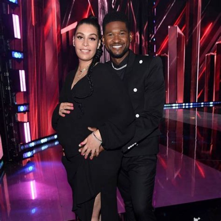 Usher And Girlfriend Jenn Goicoechea Are Expecting!