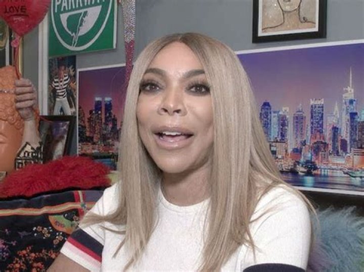 Wendy Williams Pokes Fun At Kevin Hunter Poison Accusations With Joke About Cupcakes