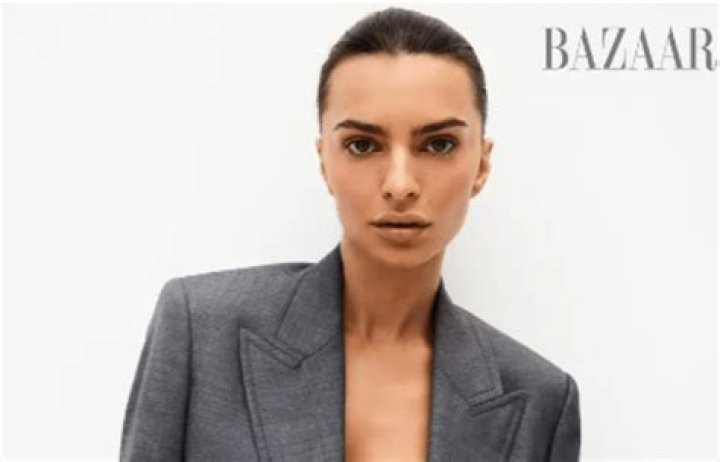 When It Comes To Sexual Orientation, Emily Ratajkowski Has No Faith In Straight People