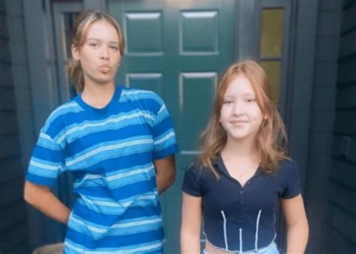 When It Comes To Summertime TikTok Dances, Jessica Alba And Her 11-Year-Old Daughter Haven Are A Perfect Match