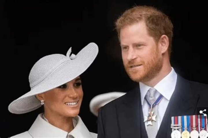 Why did Queen Elizabeth II refuse to be photographed with her great-granddaughter Lilibet?
