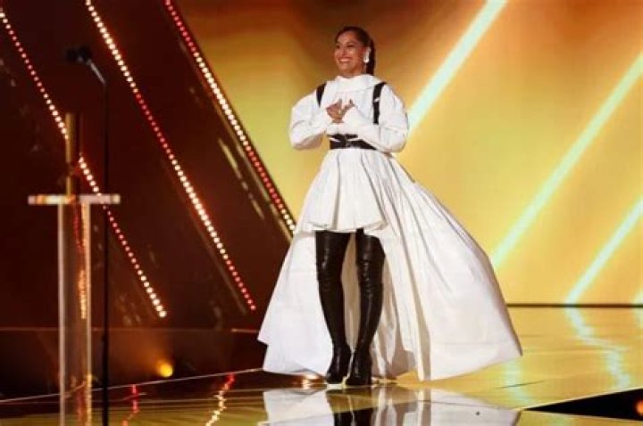 Yasmine Bleeth Turns 52-Years-Old — Celebrating The Baywatch Beauty In Photos