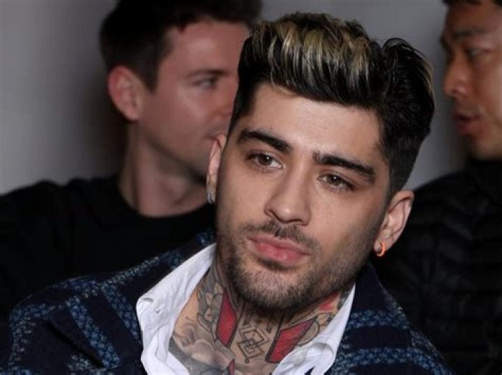 Zayn Malik’s Fans Are Very Worried After Seeing His Latest Tweets!
