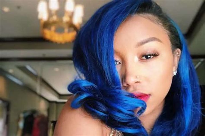 Zonnique Pullins Shows Off Her Baby Bump In This Gorgeous Black And White Photo